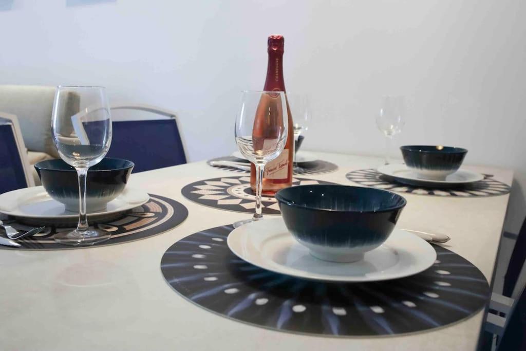 Appartement Piscine Tennis Acces Prive Plage Joia Sanary-sur-Mer Ngoại thất bức ảnh